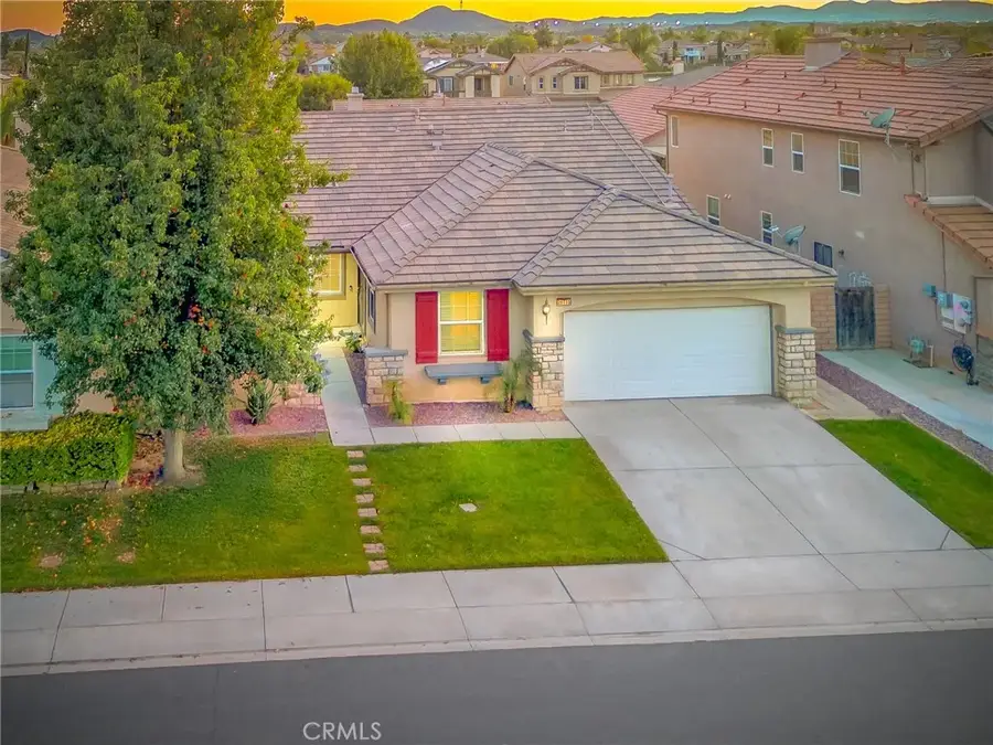 29715 Cottonwood Cove, Menifee, CA 92584 - Image #2