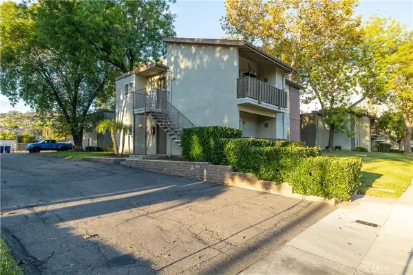 2536 White Oak #2, Escondido, CA 92027