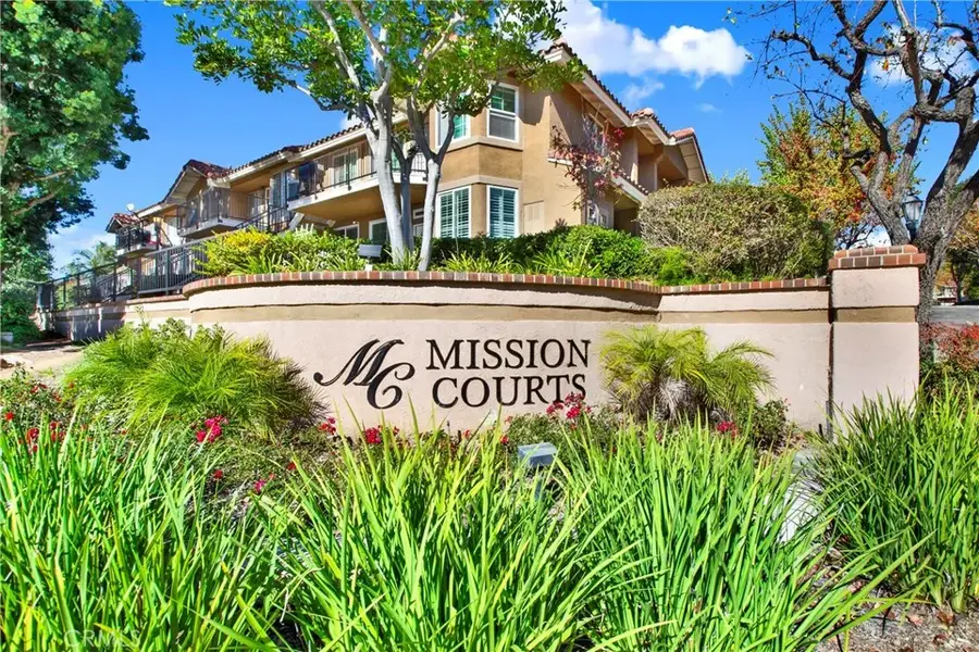 15 Via Hermosa, Rancho Santa Margarita, CA 92688 - Image #2