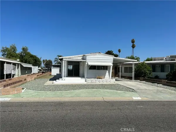 914 W Johnston, Hemet, CA 92543