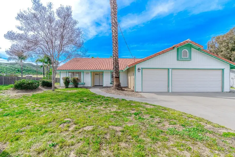 669 N Meridian, Hemet, CA 92544 - #2