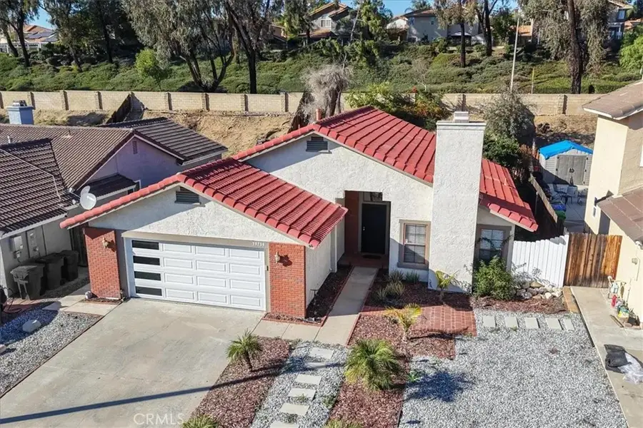 39739 Old Carriage, Murrieta, CA 92563 - Image #2