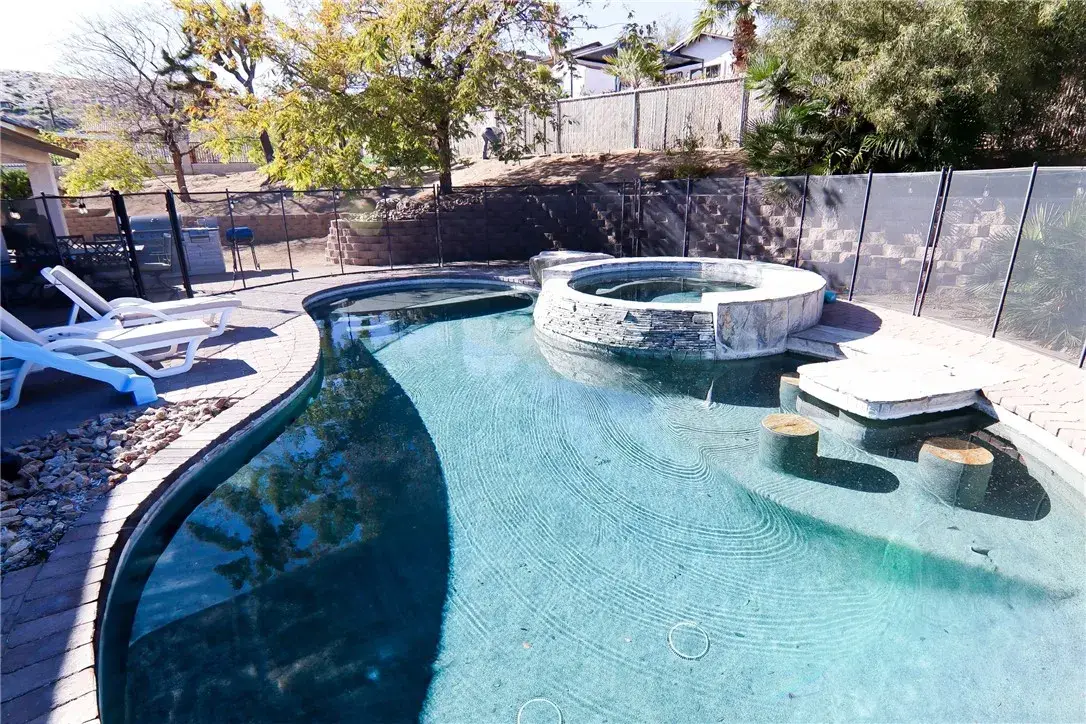 7525 Whitney, Yucca Valley, CA 92284 - #1