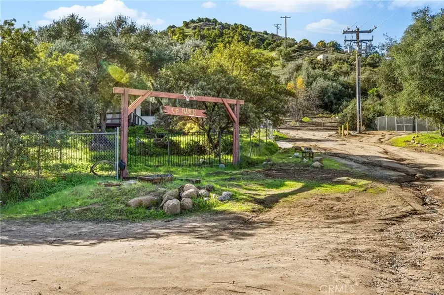 33400 Hixon Drive, Wildomar, CA 92595 - Image #2