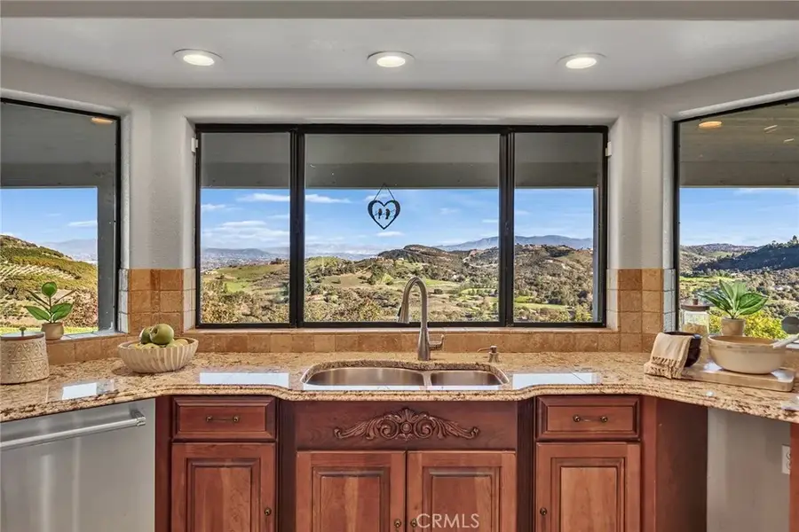 42253 Via Nortada, Temecula, CA 92590 - Image #3