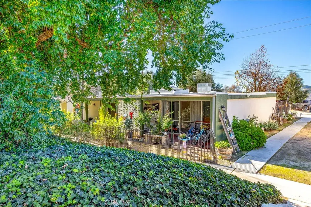 614 Gibbel Road, Hemet, CA 92543 - Image #1