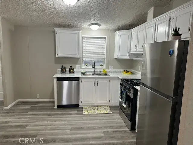 880 N. Lake Street #83, Hemet, CA 92544 - #3