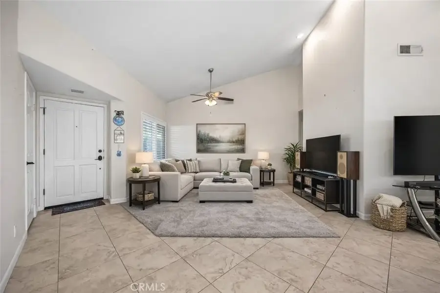 22952 Joaquin Ridge Drive, Murrieta, CA 92562 - Image #2