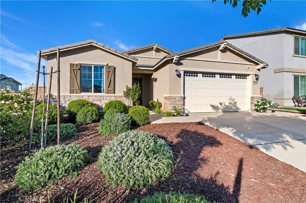 30464 Astoria Lane, Murrieta, CA 92563 - Image #1