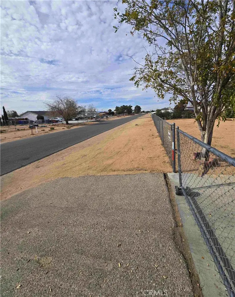 22684 Powhatan, Apple Valley, CA 92308 - #3