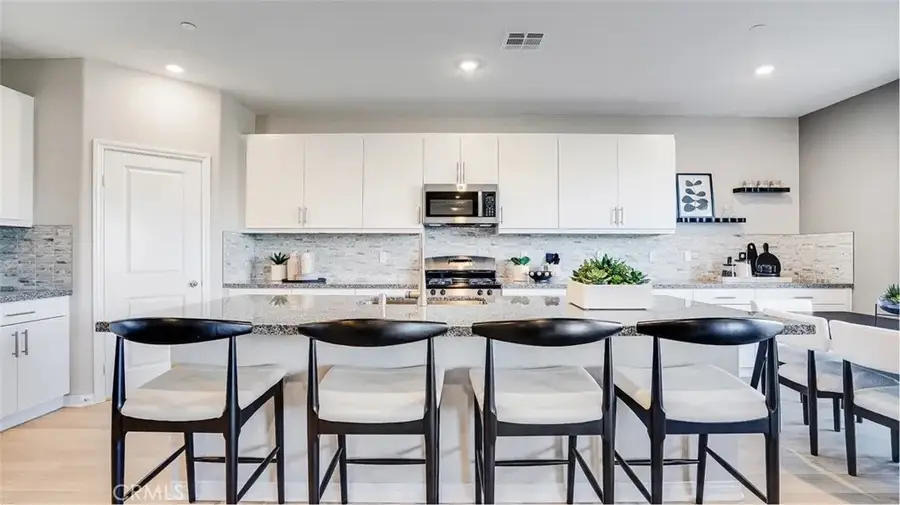 17562 Bassets Street, Hesperia, CA 92345 - Image #2