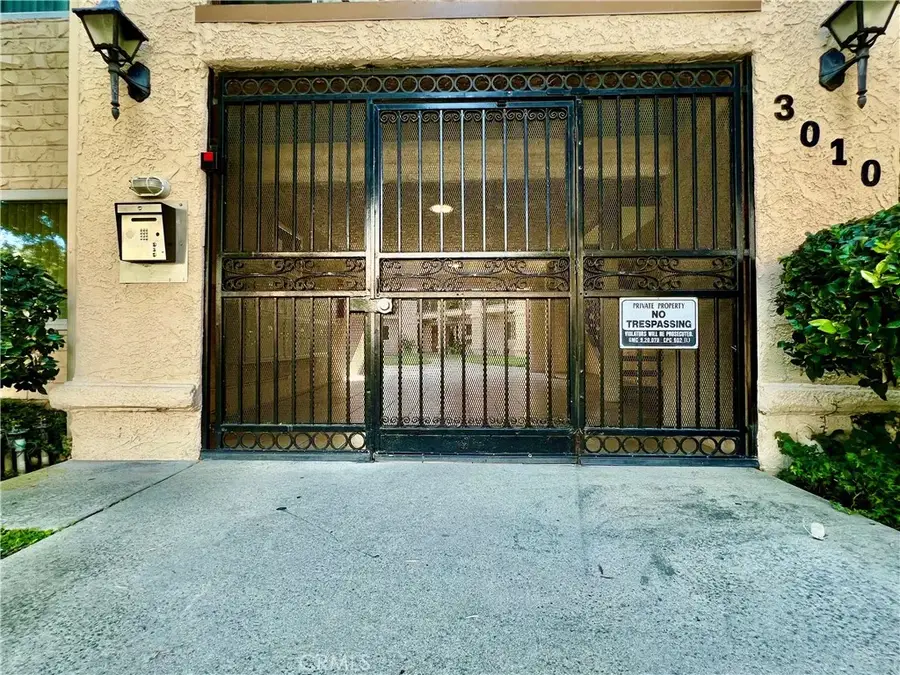 3010 Montrose #33, La Crescenta, CA 91214 - Image #2