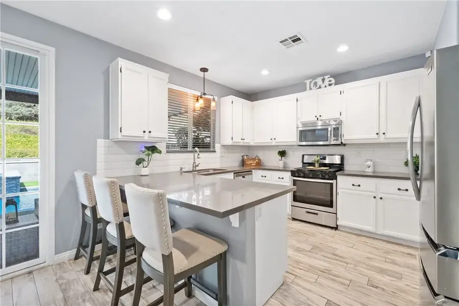 33164 Puffin Street, Temecula, CA 92592 - Image #3