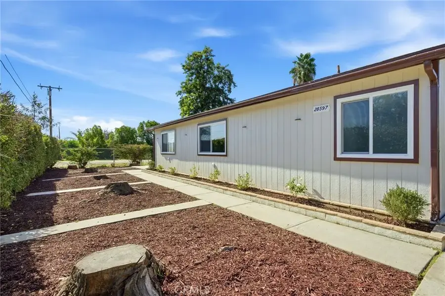 28597 Whittier, Winchester, CA 92596 - Image #2