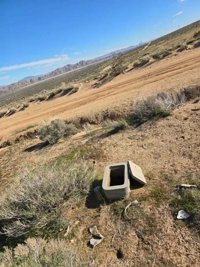 9654 N Corto, Apple Valley, CA 92308 - Image #1