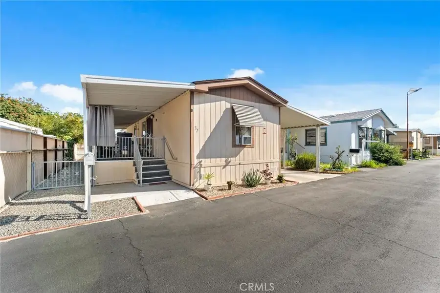 530 W Devonshire #37, Hemet, CA 92543 - #2