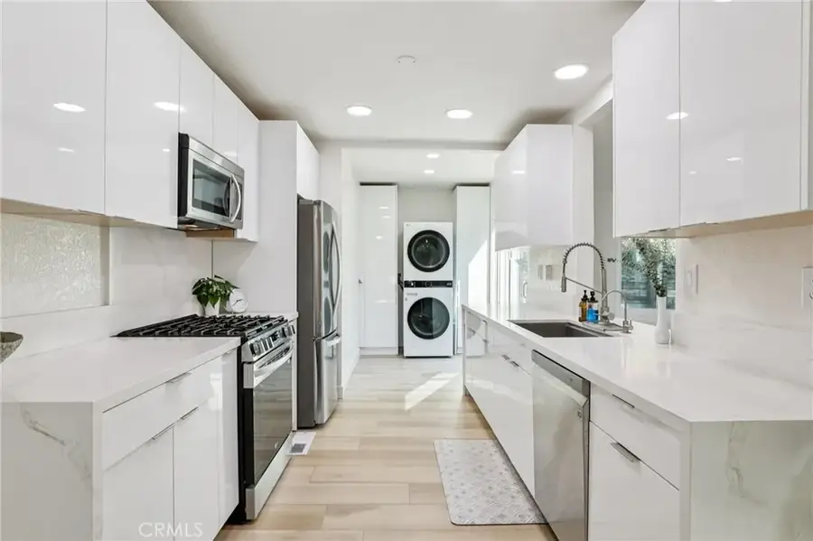 142 Marion Boulevard, Fullerton, CA 92835 - #2