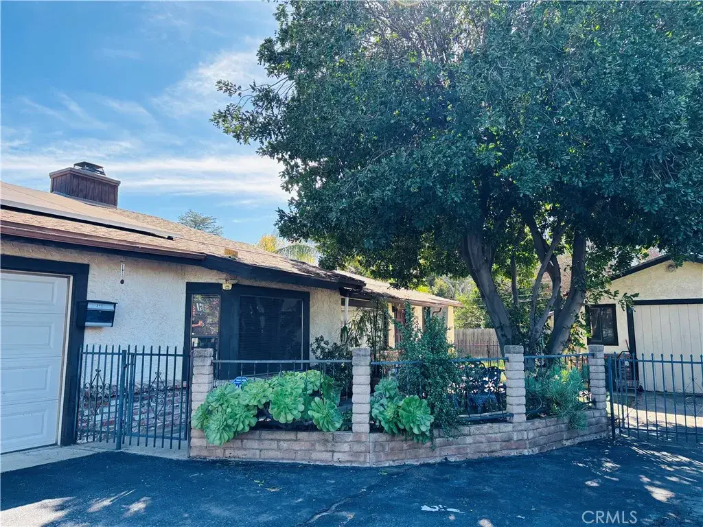 8932 Mclennan Ave, Northridge, CA 91343 - #1