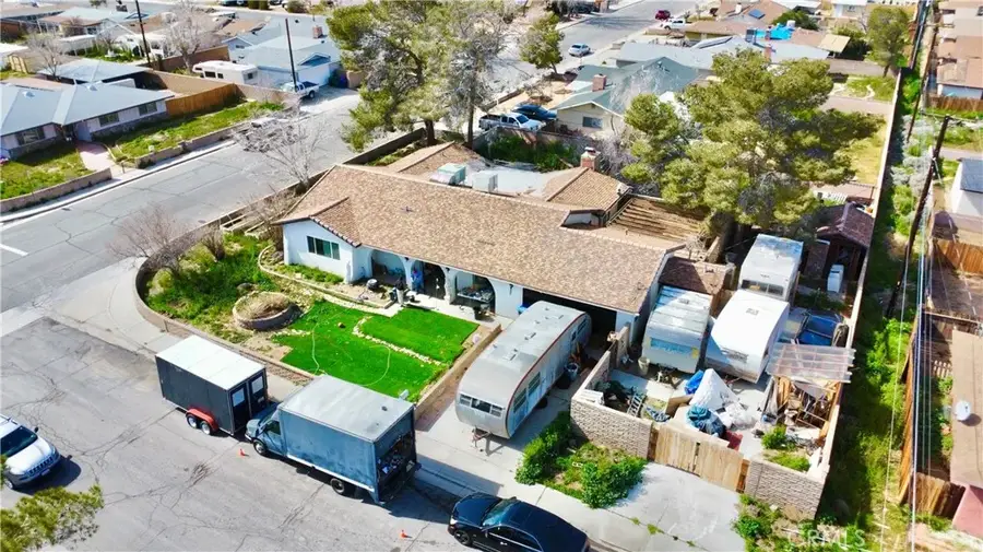 135 S Broadway Street, Ridgecrest, CA 93555 - #2