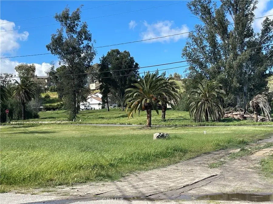 0 Bromley Ave, Lake Elsinore, CA 92530 - #3