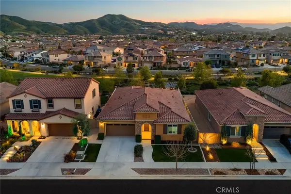 29819 Saddle Ranch Place, Menifee, CA 92584