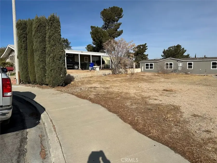 13964 Victoria, Victorville, CA 92395 - #2