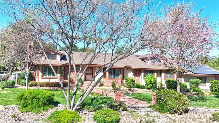 9330 Gum Tree, Corona, CA 92883 - #3