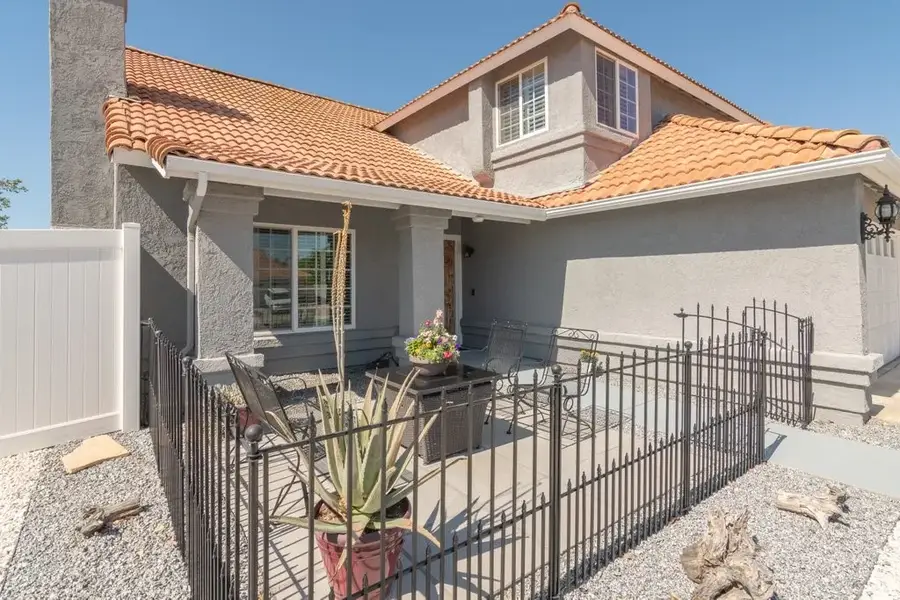 41045 Willowbend, Murrieta, CA 92563 - #2