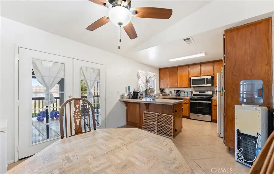 551 Wimbledon, San Jacinto, CA 92583 - #3