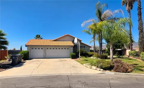 44194 Meadow Grove, Hemet, CA 92544