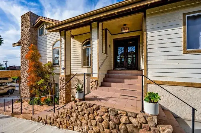 2913 Harris, Vista, CA 92084 - #2