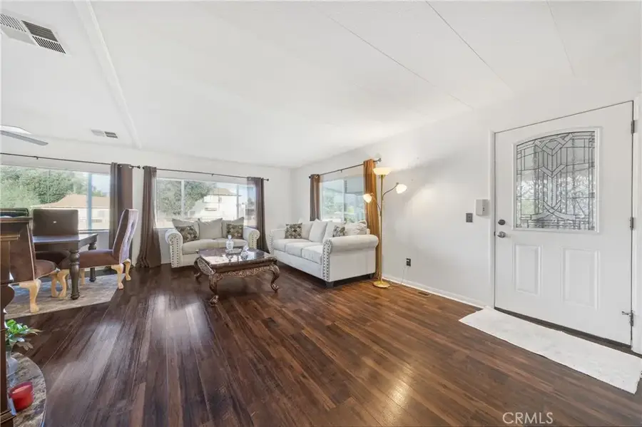 1525 W Oakland #24, Hemet, CA 92543 - #2