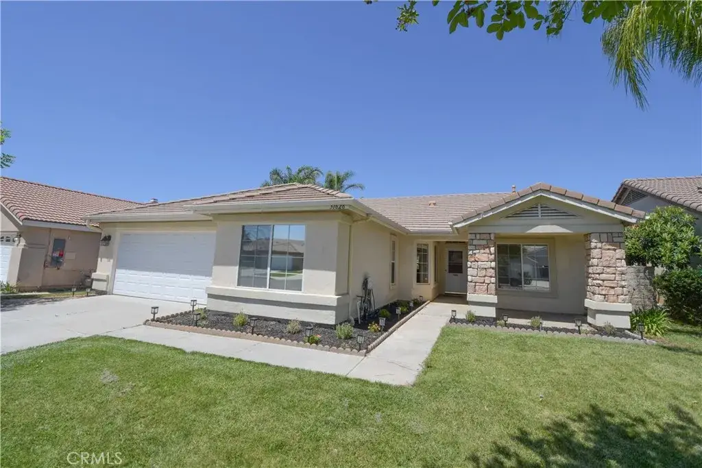 31628 Loire, Winchester, CA 92596 - #1
