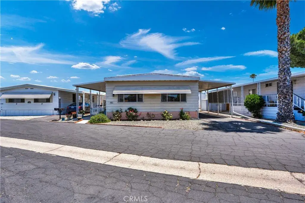332 N Lyon #68, Hemet, CA 92543 - #1