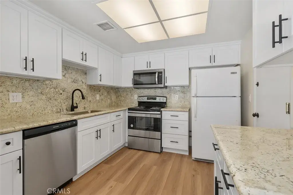 28518 Via Las Flores, Murrieta, CA 92563 - #1
