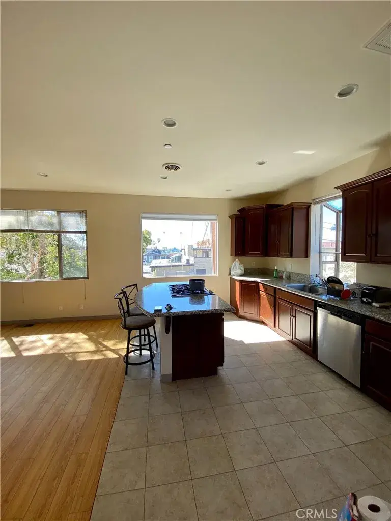 157-153-155 S Laurel Street, San Buenaventura Ventura, CA 93001 - #2