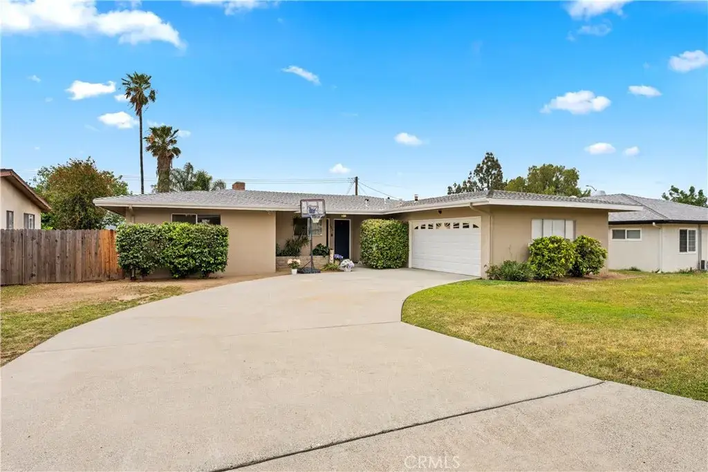 3400 W Nicolet, Banning, CA 92220 - #1