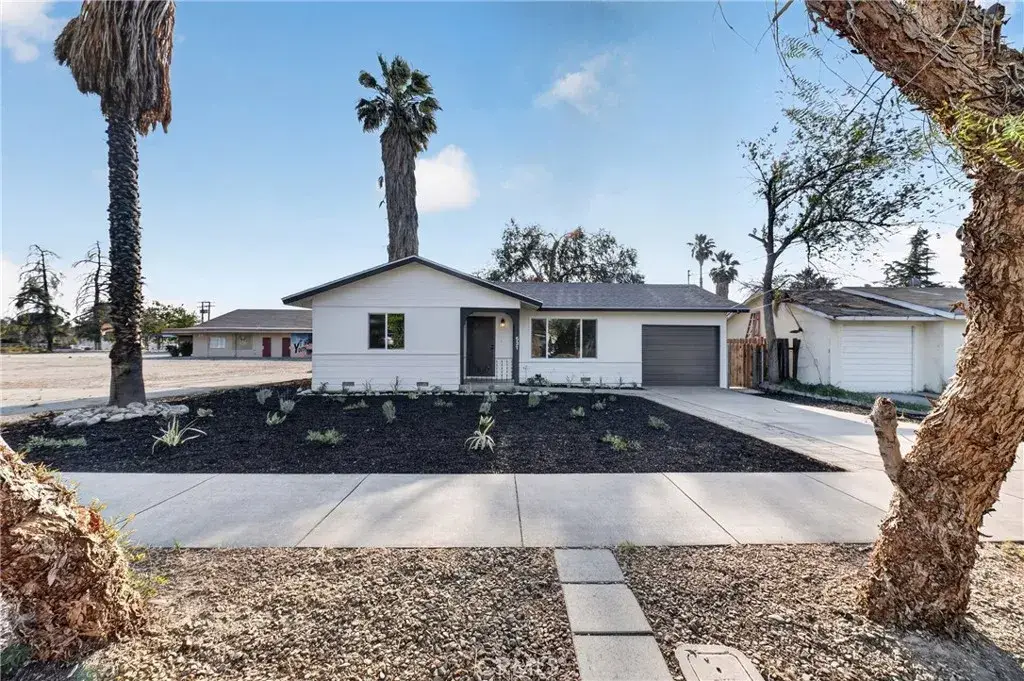 531 S Thompson Street, Hemet, CA 92543 - #1
