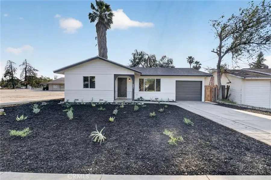 531 S Thompson Street, Hemet, CA 92543 - #2