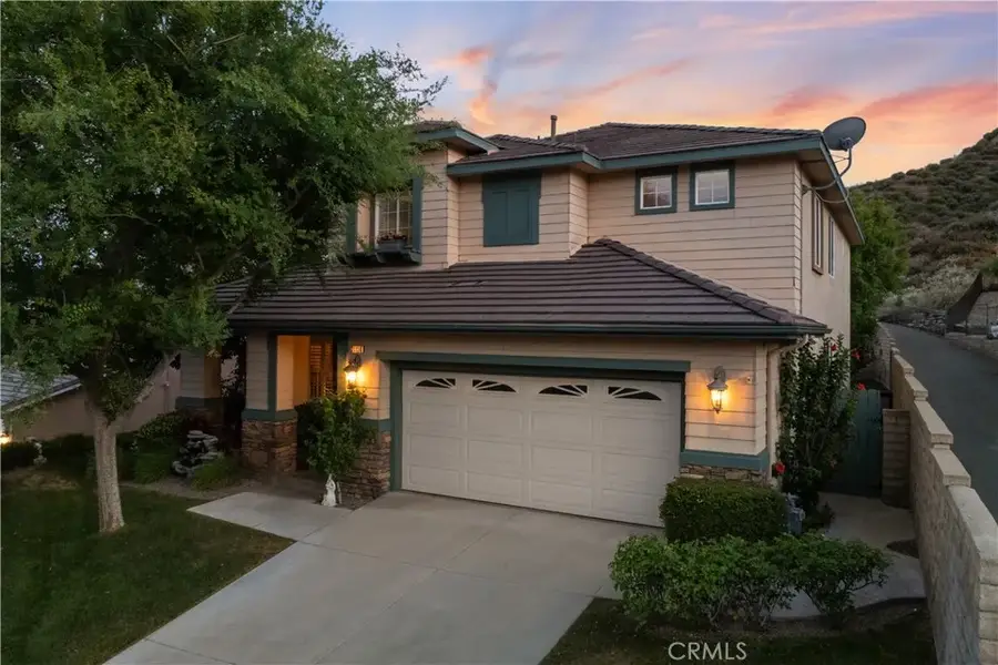 21124 Cross Creek Drive, Saugus, CA 91350 - #2