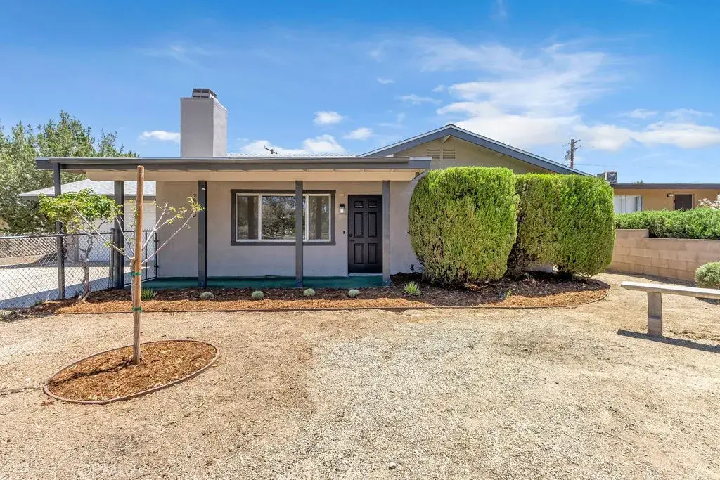 7725 Shawnee, Yucca Valley, CA 92284 - #1