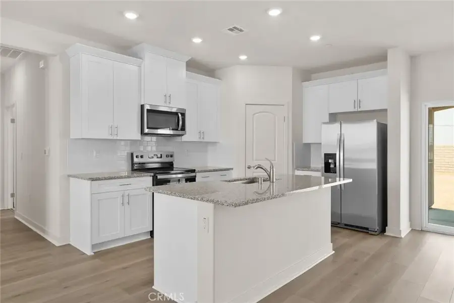 14793 Desert Lily Court, Apple Valley, CA 92307 - #2