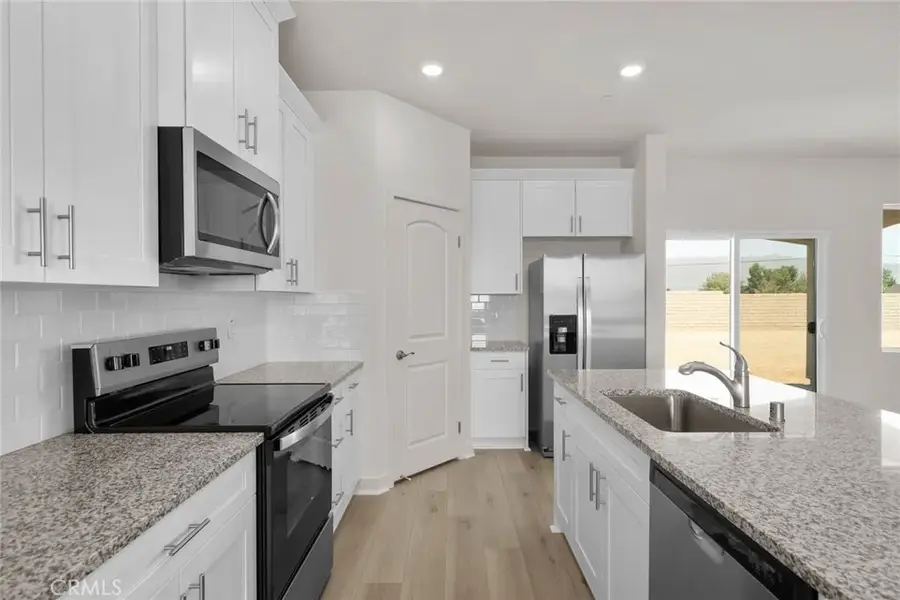 14793 Desert Lily Court, Apple Valley, CA 92307 - #3
