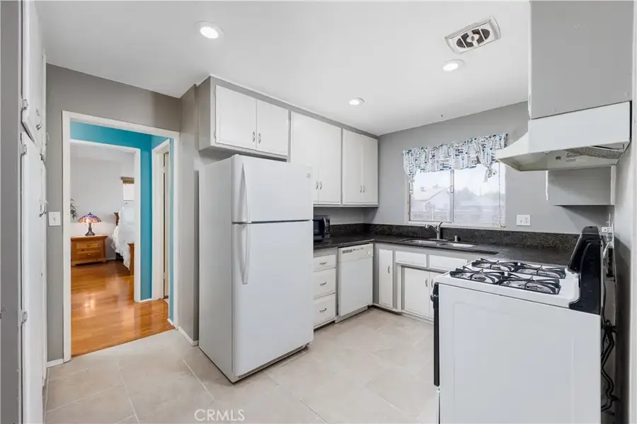 261 Mary, Hemet, CA 92543 - #3