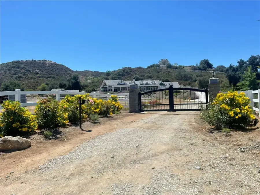 37492 Calle De Lobo, Murrieta, CA 92562 - #3
