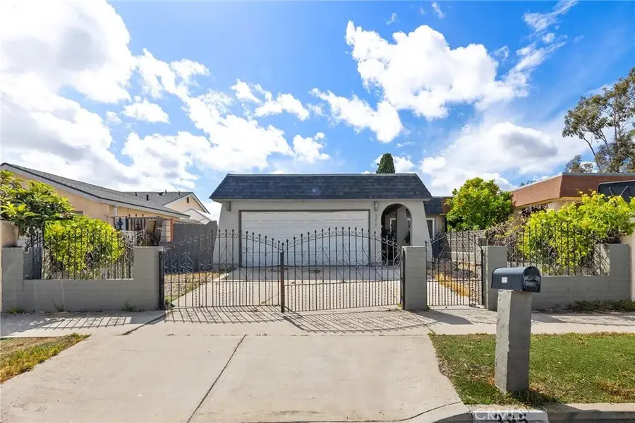 395 Calle Mariposa, Oceanside, CA 92057 - #3
