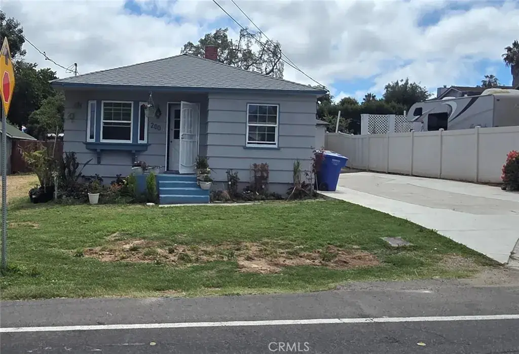 200 Plymouth Drive, Vista, CA 92083 - #1