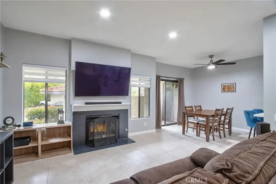 926 Lupine Hills Drive #15, Vista, CA 92081 - #3