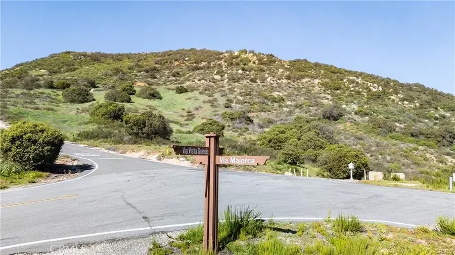 8 Via Vista Grande, Murrieta, CA 92562 - #2