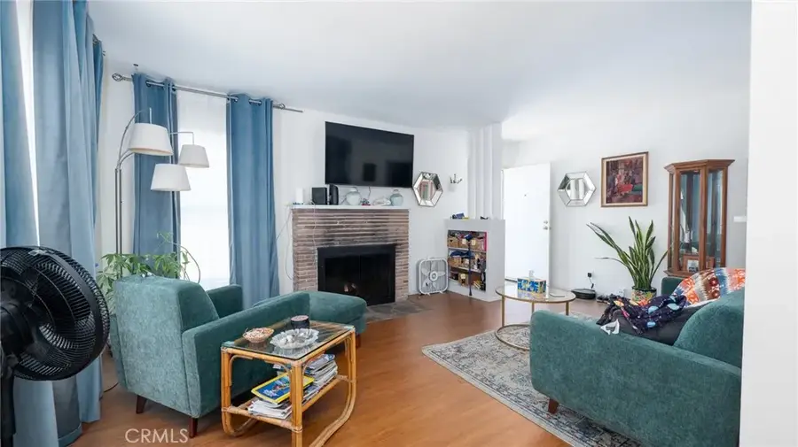 8812 Ramsgate Avenue, Los Angeles, CA 90045 - #3